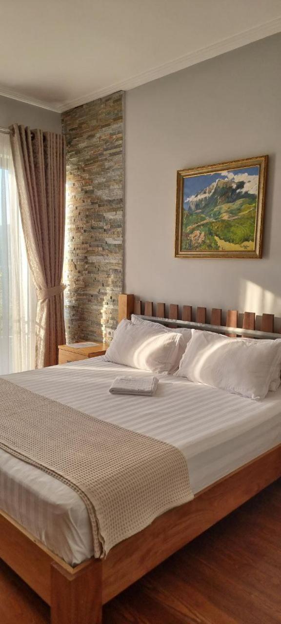 Nurellari Winery Cellar And Guest House Берат Екстериор снимка