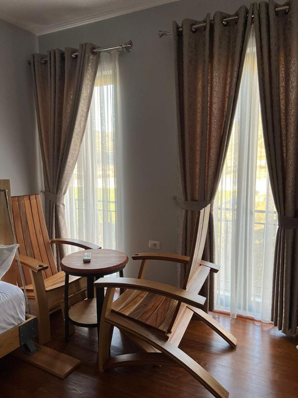 Nurellari Winery Cellar And Guest House Берат Екстериор снимка